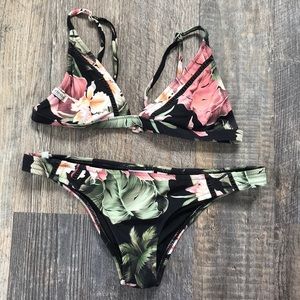 Rhythm islander bikini🌴🌴🌴